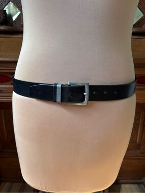 Fossil Y2K Classic Black Genuine Leather Belt with Silver Buckle